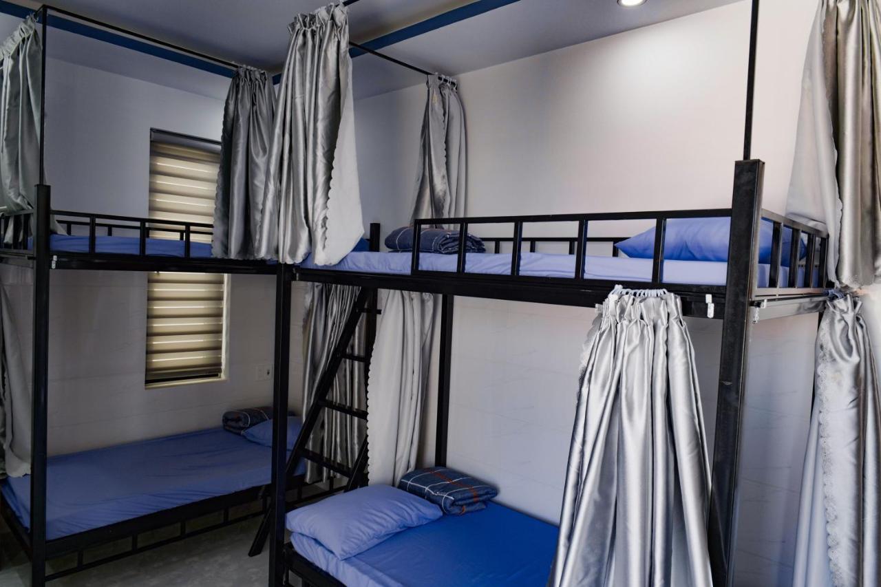 Nalani Homestay & Hostel ホイアン エクステリア 写真