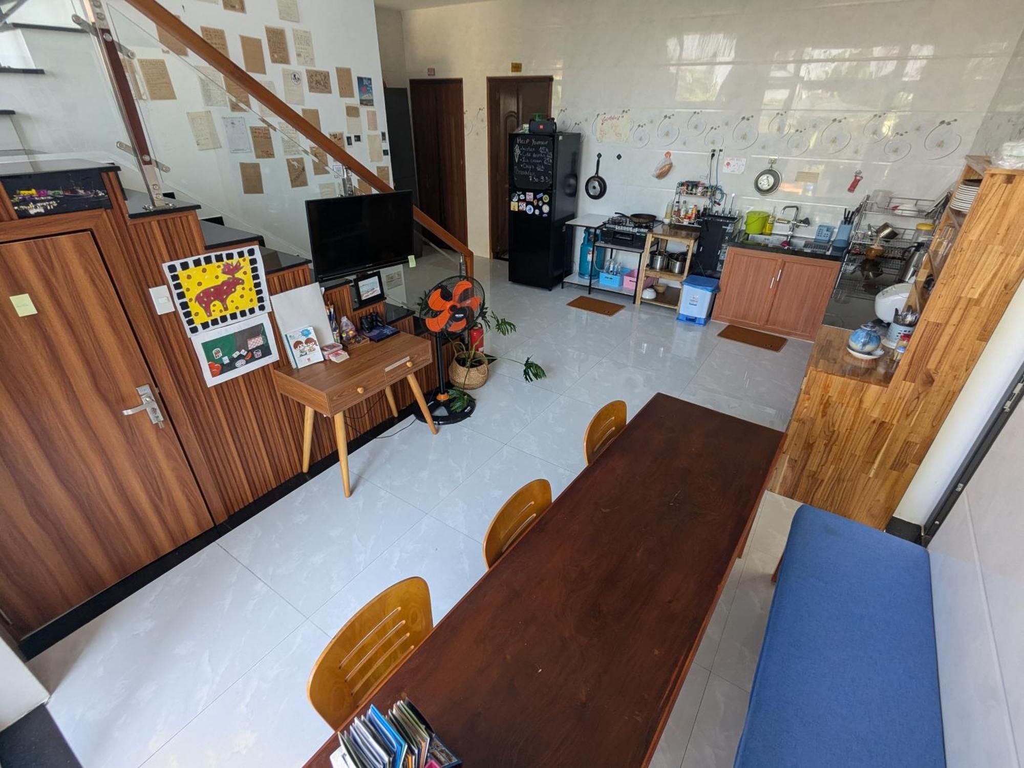 Nalani Homestay & Hostel ホイアン エクステリア 写真