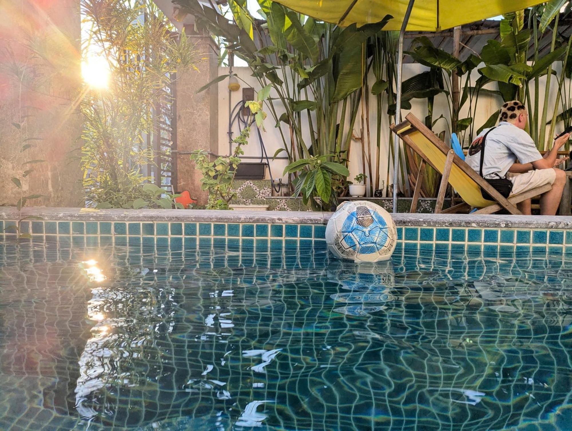 Nalani Homestay & Hostel ホイアン エクステリア 写真